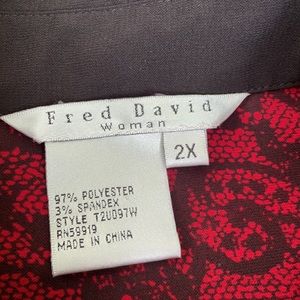Fred David Woman Black Red Floral Lace Design Button Up Down SS Blouse Cuff 2X